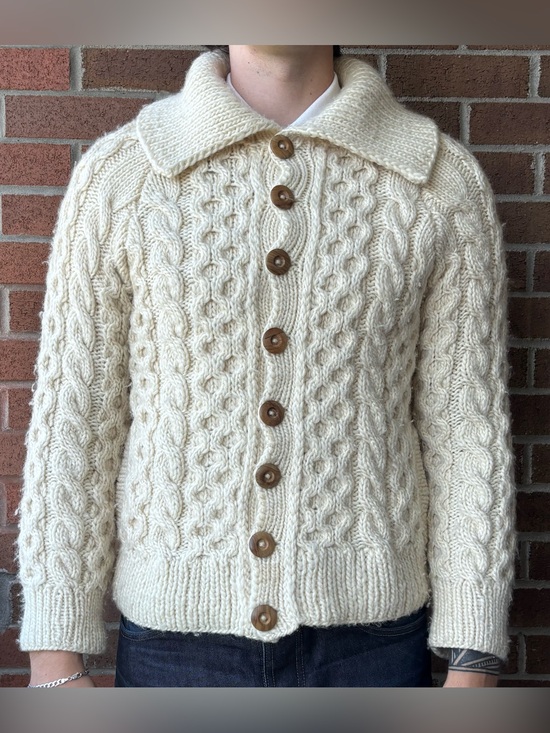Vintage Other - Vintage Cream Cable Knit Cardigan with Wooden Buttons